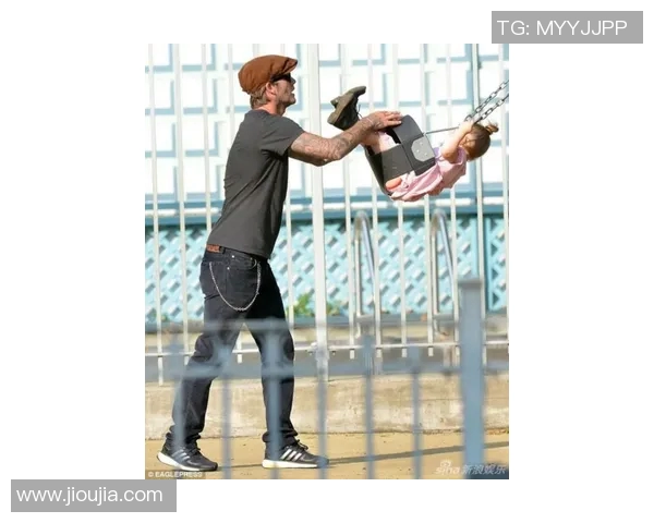 足球明星归乡瞬间珍藏图集展现他们的温暖与感动